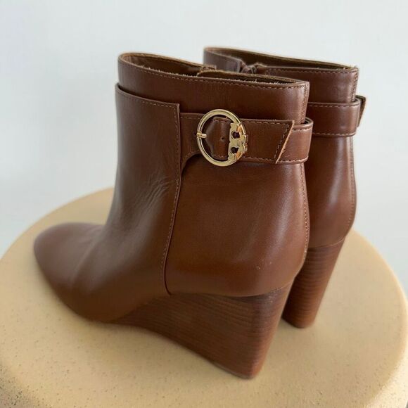Tory Burch Women’s Sofia Cognac Leather Wedge Zip Almond Toe Ankle Bootie - Picture 7 of 13